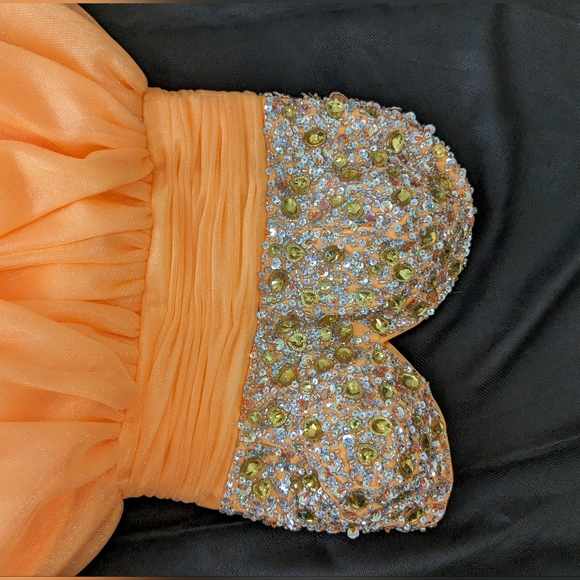 Designer Hannah strapless dress size 00 - Picture 2 of 4